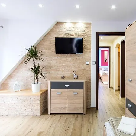 U Eli Domek alpejski